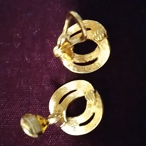 Vintage MONÈT Earrings - Picture 5 of 7